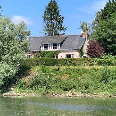 Béhuard : Maison vue Loire Esterno foto
